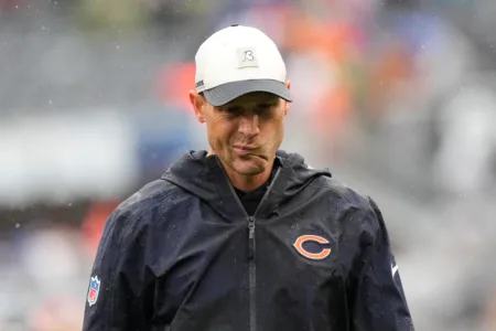 Pro Picks: Eagles favored over Bears